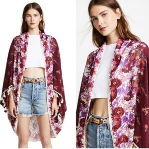 FREE PEOPLE INTIMATELY Bali wrapped in blooms kimono - OS